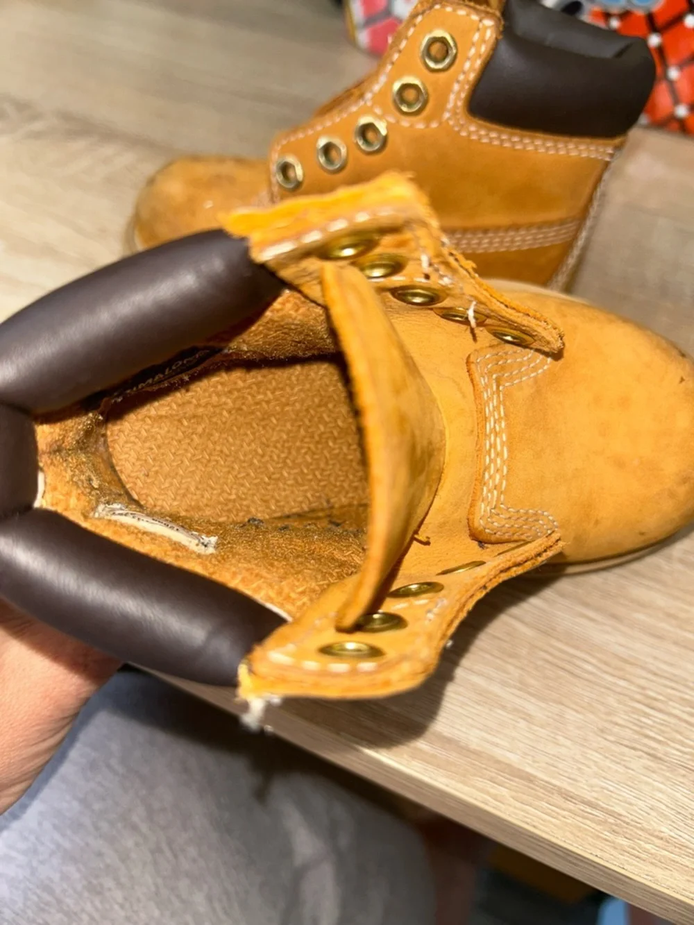 Timberland 6-Inch Premium Waterproof Boots - PrimaLoft 200g Insulation - 6